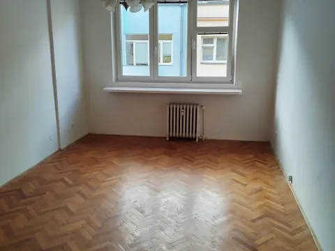 Pronájem bytu 2+1, Pardubice, Sladkovského, 72 m2