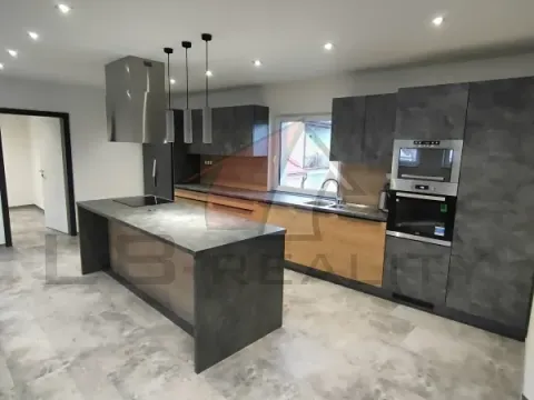 Pronájem bytu 3+kk, Kolín, Politických vězňů, 110 m2