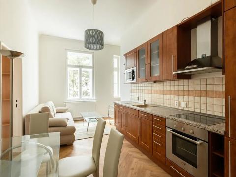 Pronájem bytu 2+kk, Praha - Vršovice, Finská, 45 m2