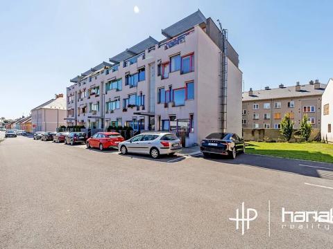 Pronájem bytu 1+kk, Šternberk, Labutí, 31 m2