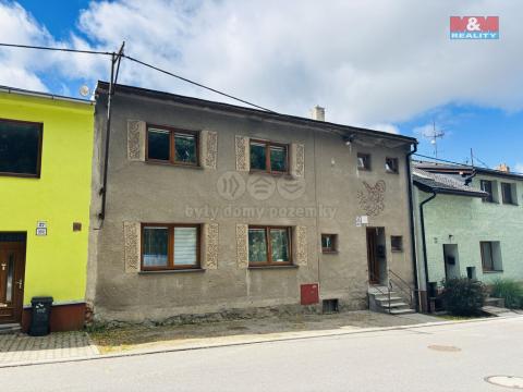Prodej rodinného domu, Jihlava, Hálkova, 200 m2