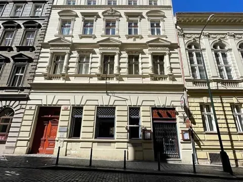 Pronájem bytu 1+kk, Praha - Nové Město, Zlatnická, 35 m2