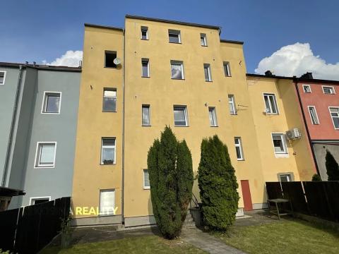 Pronájem bytu 1+1, Cheb, Šimáčkova, 49 m2