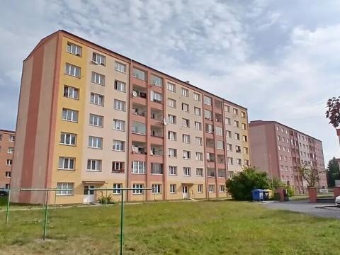 Prodej bytu 3+1, Ostrov, Severní, 69 m2