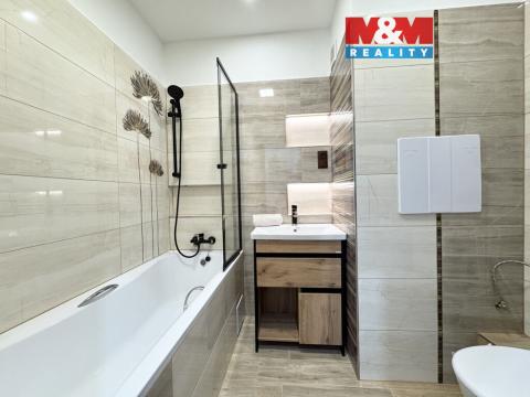 Prodej bytu 2+kk, Velešín, Nad Cihelnou, 43 m2
