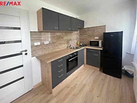 Pronájem bytu 1+1, Kolín, Dělnická, 32 m2