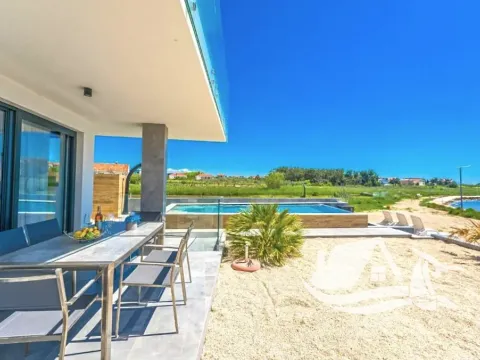 Prodej bytu 4+kk, Privlaka, Chorvatsko, 116 m2