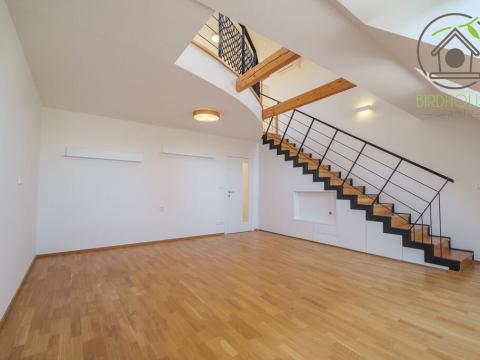 Prodej bytu 2+1, Praha - Suchdol, Brandejsovo náměstí, 116 m2