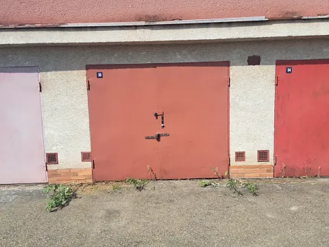 Pronájem garáže, Brno, 22 m2