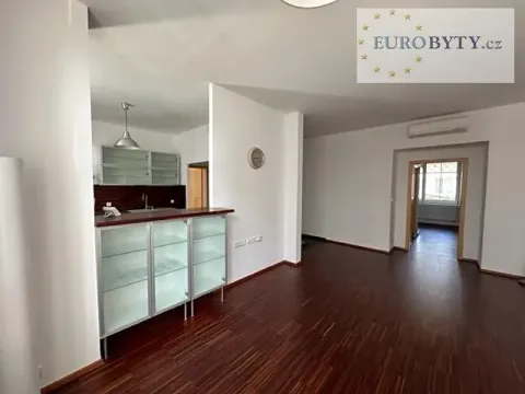Pronájem bytu 3+1, Praha - Nusle, Na Pankráci, 90 m2
