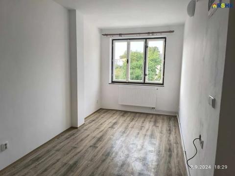 Pronájem bytu 1+kk, Žďár nad Sázavou, 36 m2