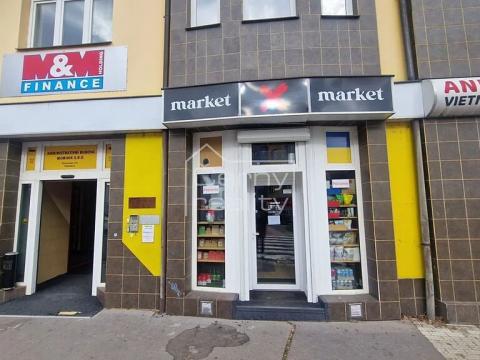 Pronájem obchodního prostoru, Pardubice, Štrossova, 26 m2
