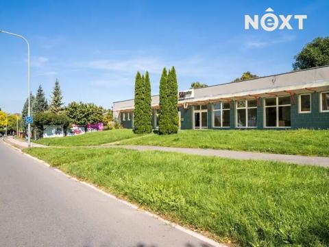 Pronájem obchodního prostoru, Karviná, tř. Těreškovové, 72 m2