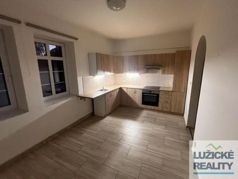 Pronájem bytu 2+1, Česká Kamenice, Bezručova, 67 m2