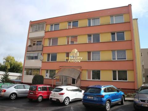 Prodej bytu 3+1, Chomutov, Kundratická, 74 m2