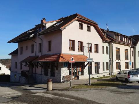 Prodej bytu 3+kk, Besednice, Náměstí, 67 m2