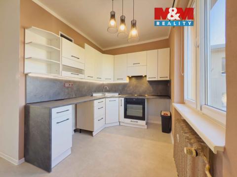 Prodej bytu 2+1, Karviná - Ráj, V Aleji, 55 m2