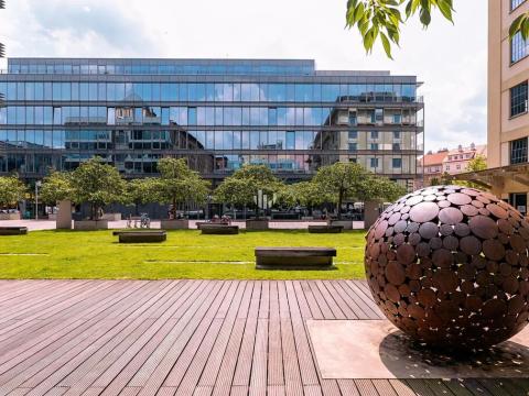 Pronájem kanceláře, Praha - Holešovice, Jankovcova, 603 m2