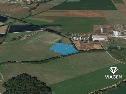 Prodej podílu pole, Roudnice, 1405 m2