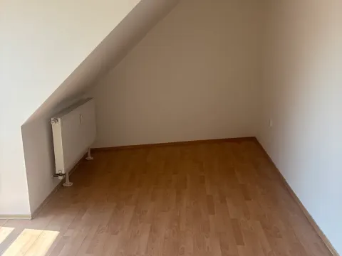 Pronájem bytu 3+kk, Náměšť nad Oslavou, Masarykovo nám., 92 m2
