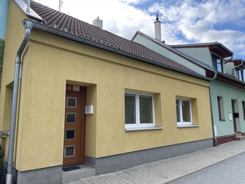 Prodej rodinného domu, Rousínov, U stadionu, 185 m2