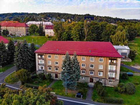 Pronájem bytu 1+1, Meziboří, Okružní, 40 m2