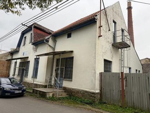 Pronájem skladu, Okrouhlice, 551 m2