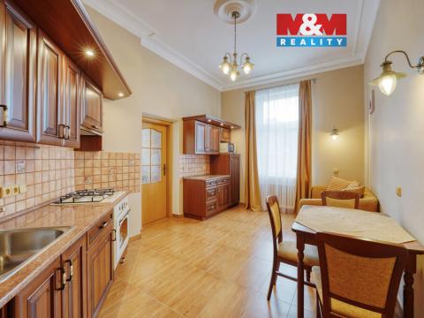 Prodej bytu 1+1, Karlovy Vary, Svahová, 50 m2