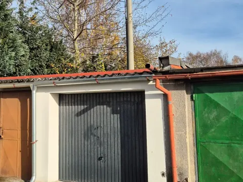 Prodej garáže, Kladno, U Cihelny, 20 m2