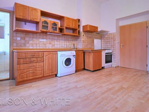 Pronájem bytu 1+1, Praha - Smíchov, Kováků, 35 m2