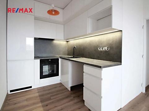 Pronájem bytu 2+kk, Kolín, Masarykova, 42 m2