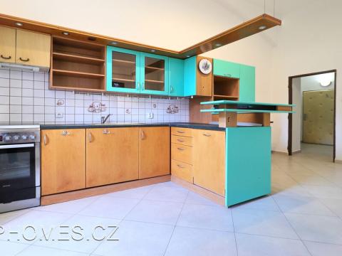 Pronájem bytu 2+1, Praha - Nové Město, Pod Slovany, 62 m2