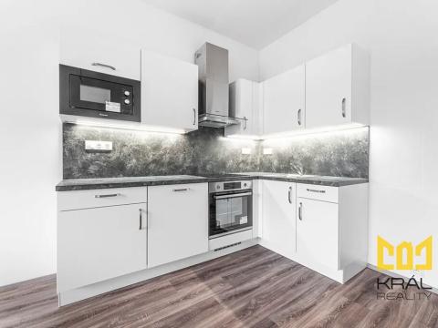 Pronájem bytu 3+kk, Praha - Vršovice, Krymská, 61 m2