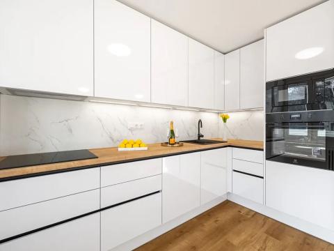 Prodej bytu 3+kk, Praha - Karlín, Molákova, 69 m2