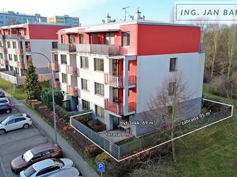 Pronájem bytu 3+kk, Jihlava, Poláčkova, 69 m2