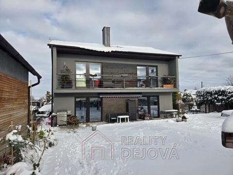 Prodej rodinného domu, Hrabyně, 180 m2