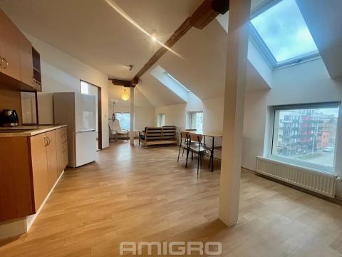 Pronájem bytu 2+kk, Brno, Poděbradova, 46 m2