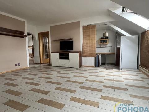 Pronájem bytu 3+1, Vysoké Mýto, Javornického, 75 m2