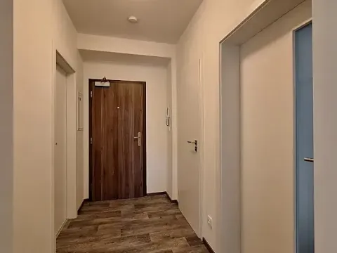 Pronájem bytu 3+kk, Praha - Holešovice, Na Maninách, 57 m2