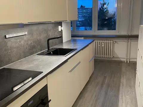 Pronájem bytu 2+1, Plzeň, Sokolovská, 62 m2