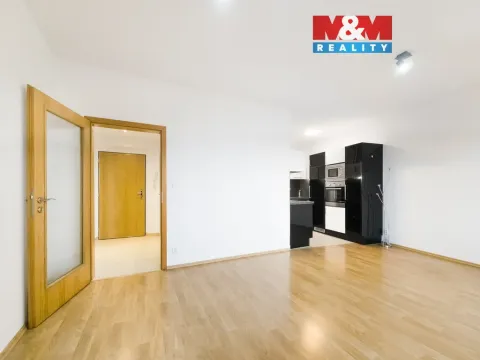 Pronájem bytu 2+kk, Praha - Hloubětín, Nademlejnská, 49 m2