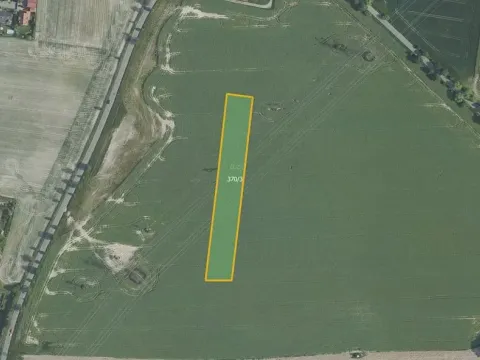 Prodej pole, Zvole, 5817 m2