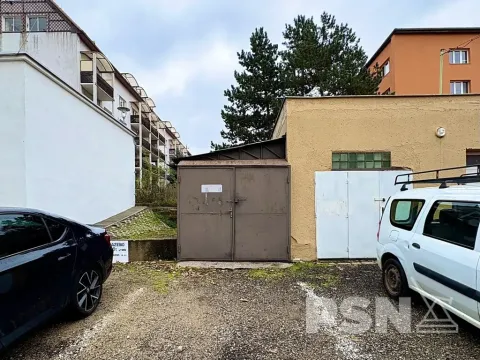 Pronájem garáže, Brno, Juliánovské náměstí, 25 m2