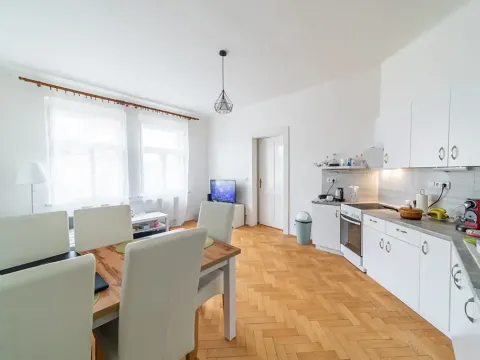 Pronájem bytu 3+kk, Praha - Vinohrady, Korunní, 70 m2