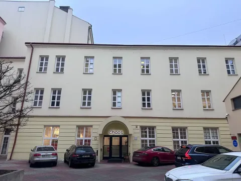 Pronájem kanceláře, Praha - Nové Město, Karlovo náměstí, 1110 m2