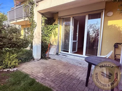 Prodej bytu 1+kk, Praha - Řeporyje, Wiesenthalova, 38 m2