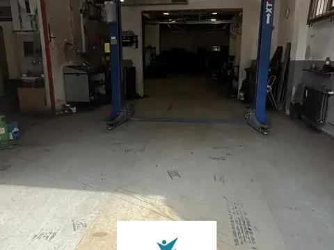 Prodej obchodního prostoru, Praha, Lodžská, 600 m2