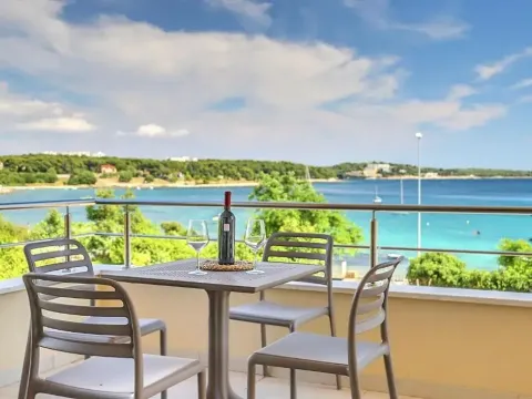 Pronájem bytu 4+kk, Pula, Chorvatsko, 165 m2