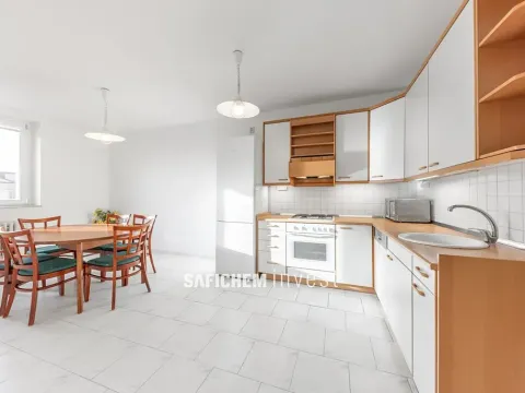 Prodej bytu 2+1, Praha - Vinohrady, Moravská, 95 m2