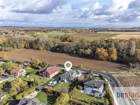 Prodej rodinného domu, Květnice, V Zelených, 300 m2